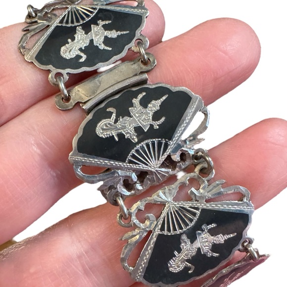Elegant Vintage Siam Sterling 925 Black Silver Thai Goddess Nielo Bracelet - Picture 6 of 10